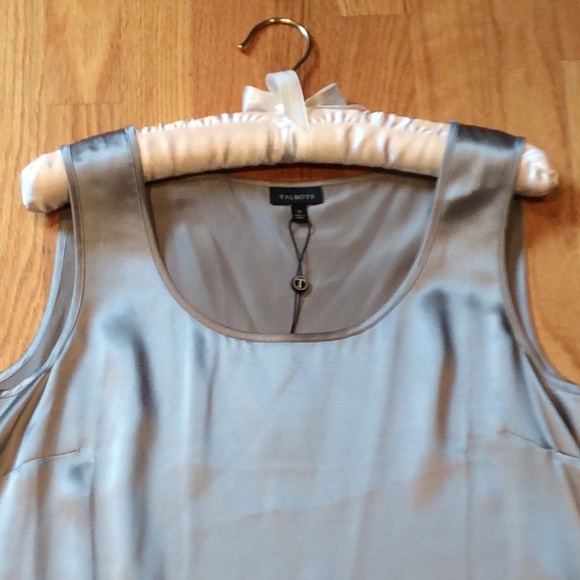 Talbots ⭐️ silk tank ⭐️ gray ⭐️ NWT - Picture 4 of 4